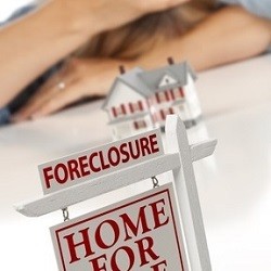 Who to Hire to Stop Home Foreclosure